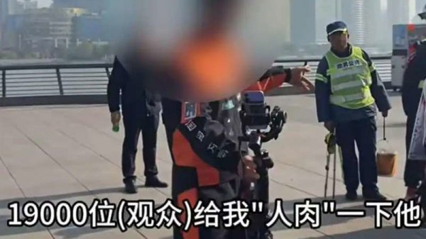 粉丝不是“私产”，更不可当枪使｜锋面褒贬